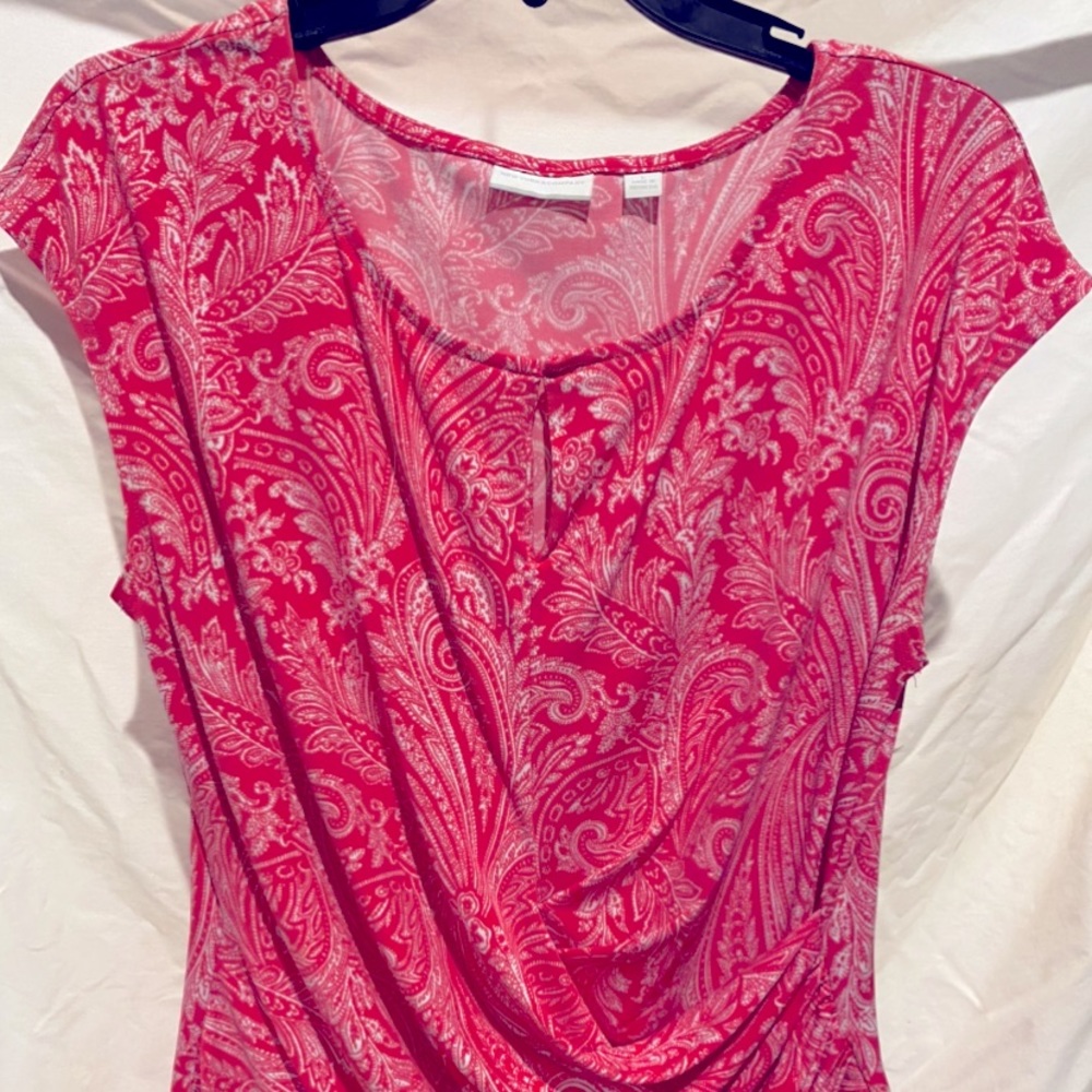 Pink ruffled, fitted blouse